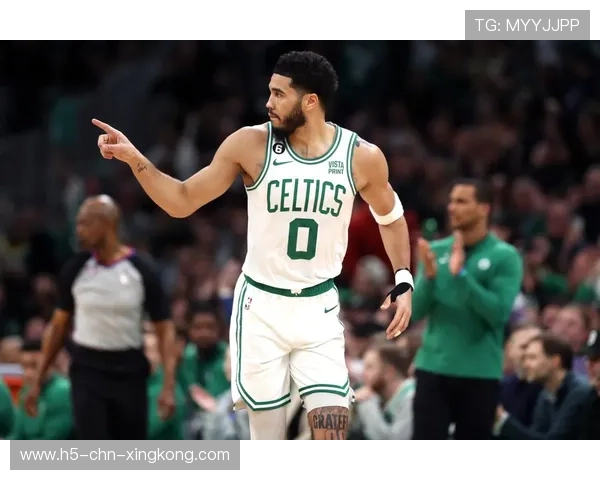 凯尔特人迎来战术新变——中途引入稳定点球手，开启夺冠新篇章